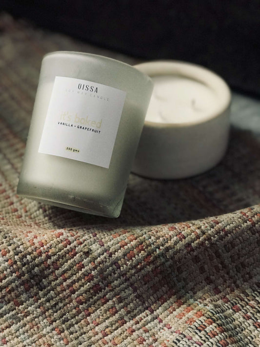 It’s baked : Vanilla and Grapefruit Candle