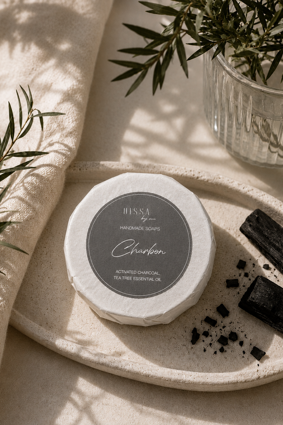 Charbon : Charcoal and Tea Tree Soap