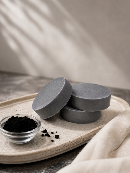 Charbon : Charcoal and Tea Tree Soap