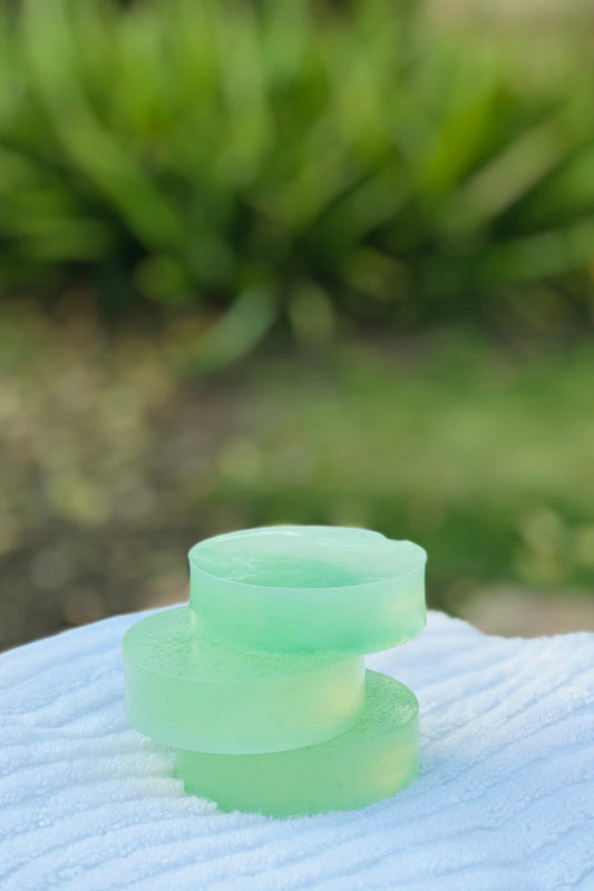 Aloès: Aloevera and Jasmine Soap